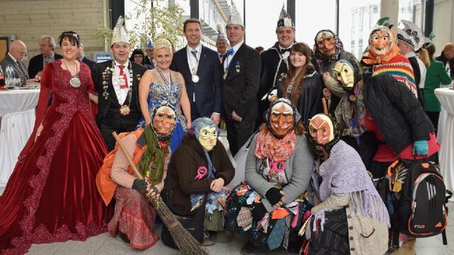 Jecker Vorschlag des Landrats an Weiberfasching: Kreistag soll in Berlin das Kommando übernehmen 