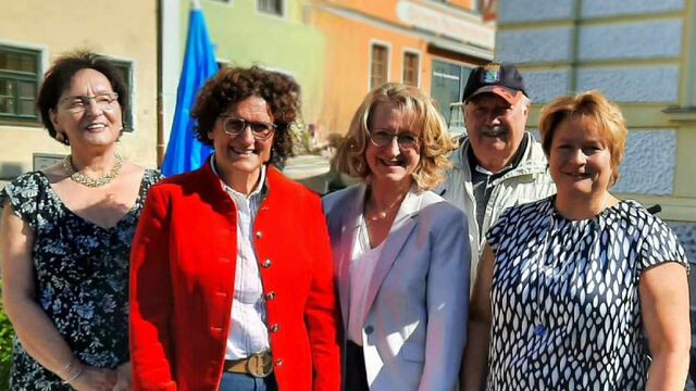 v.L. Christine Häglsperger, Fr.Dr.Petra Loibl, Monika Maier, Konrad Frank; Claudia Geilersdorfer