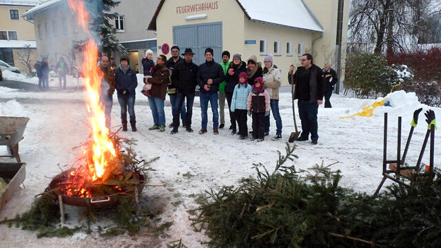 Christbaumverbrennen JU & FU & CSU Ortsverband Ebnath