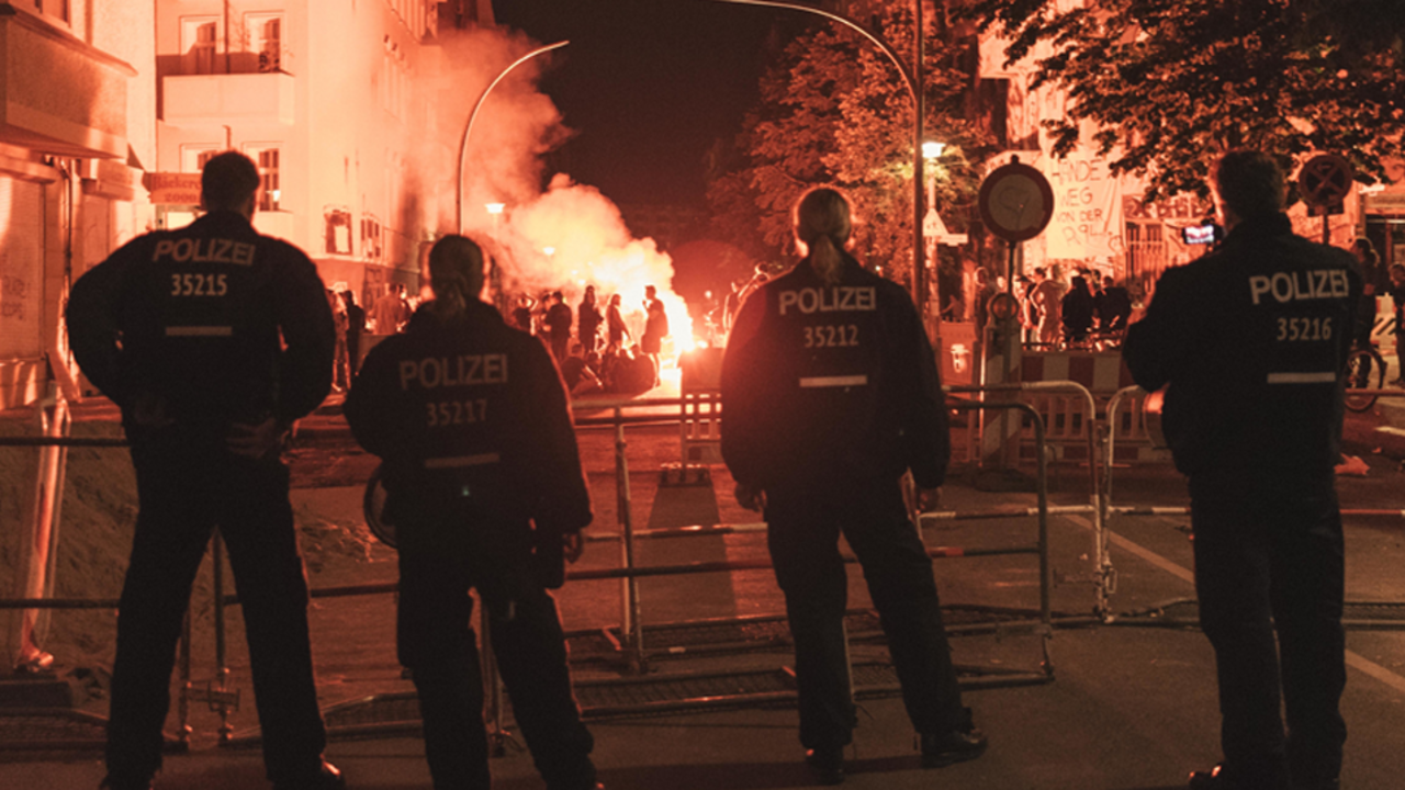 Härtere Strafen Bei Gewalt Gegen Polizisten: CSU